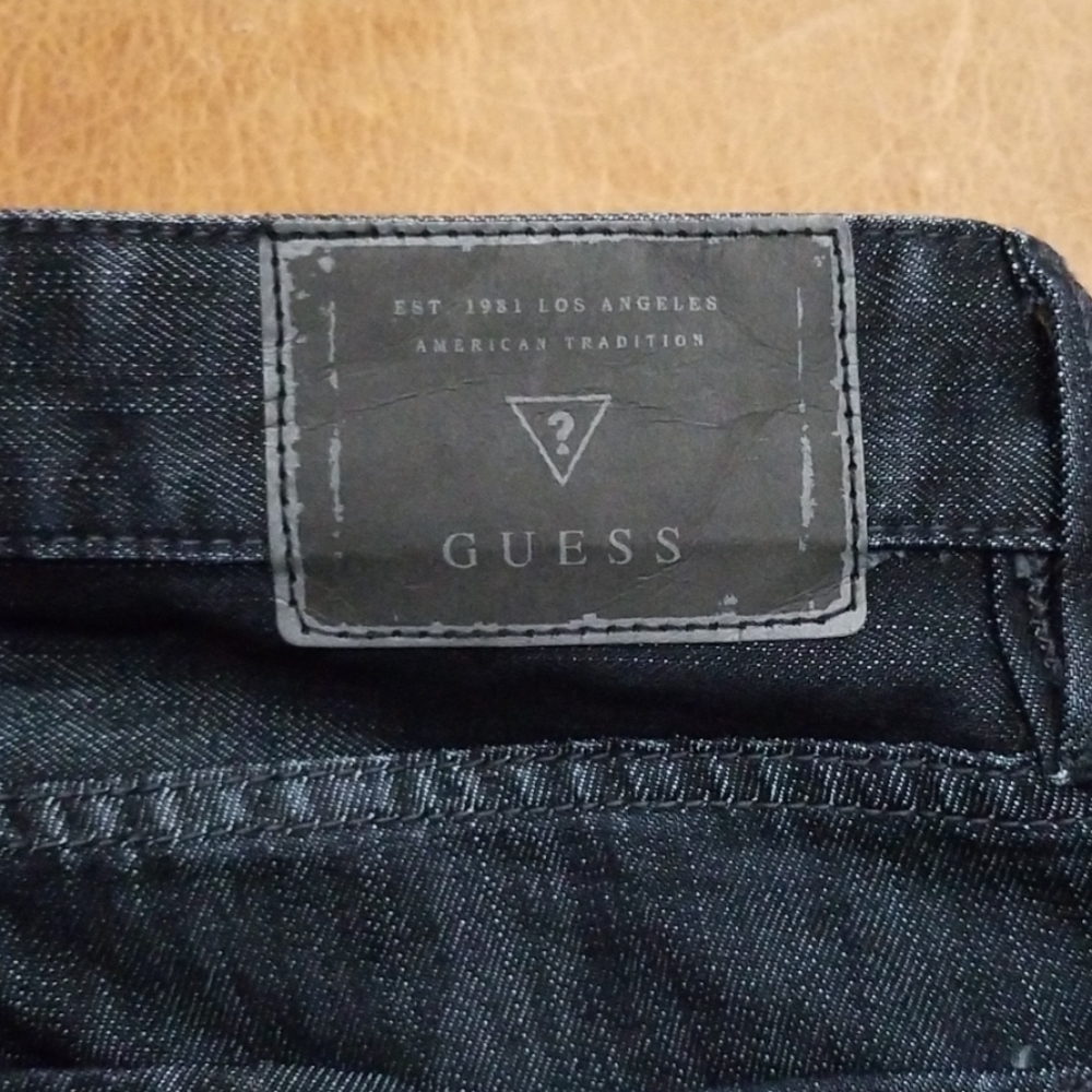Guess Jeans - Picture 5 of 7